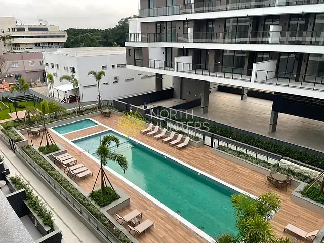 Apartamento com 93m² 2 quartos e 3 banheiros, à venda, no bairro Jurerê em Florianópolis