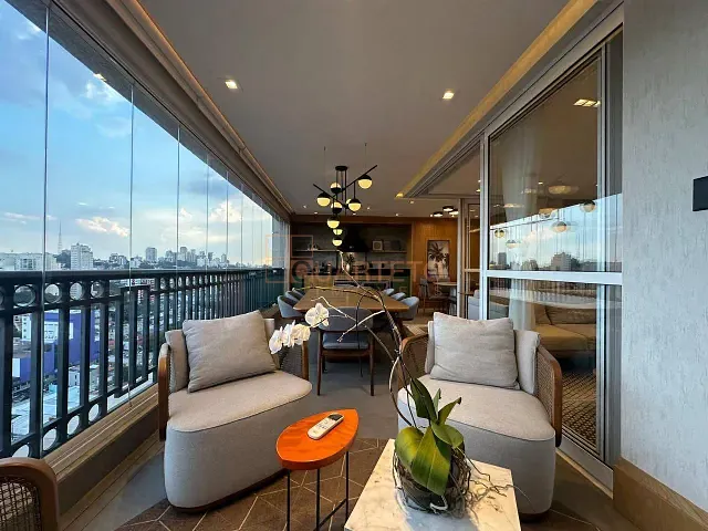 Apartamento 4 quartos e 5 banheiros, à venda, no bairro Vila Romana em São Paulo