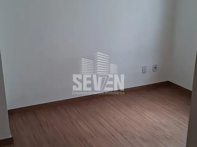 Apartamento 2 quartos e 1 banheiro, à venda, no bairro Jardim Estrela D'Alva em Bauru