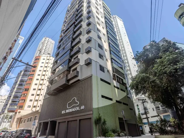 Apartamento com 113m² 3 quartos e 2 banheiros, à venda, no bairro Centro em Balneário Camboriú