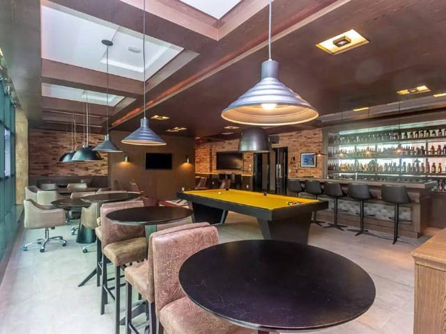 Apartamento com 252m² 4 quartos e 5 banheiros, à venda, no bairro Centro em Balneário Camboriú