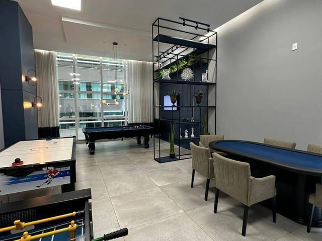 Apartamento com 199m² 3 quartos e 4 banheiros, à venda, no bairro Meia Praia em Itapema