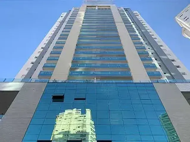 Apartamento com 252m² 4 quartos e 5 banheiros, à venda, no bairro Centro em Balneário Camboriú