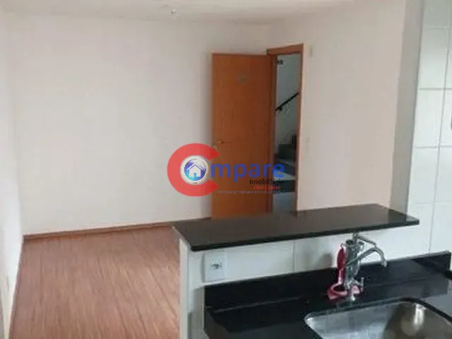 Apartamento com 40m² 2 quartos e 1 banheiro, à venda, no bairro Água Chata em Guarulhos