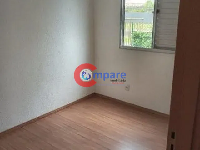 Apartamento com 40m² 2 quartos e 1 banheiro, à venda, no bairro Água Chata em Guarulhos