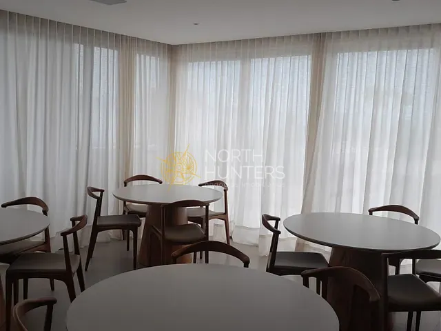 Apartamento com 170m² 3 quartos e 3 banheiros, à venda, no bairro Jurerê em Florianópolis