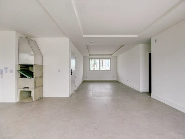 Apartamento com 142m² 4 quartos e 5 banheiros, à venda, no bairro Centro em Balneário Camboriú