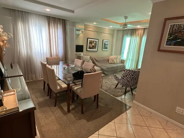 Apartamento com 166m² 2 quartos e 2 banheiros, à venda, no bairro Centro em Balneário Camboriú