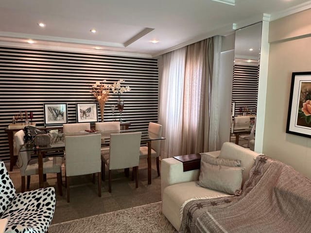 Apartamento com 166m² 2 quartos e 2 banheiros, à venda, no bairro Centro em Balneário Camboriú