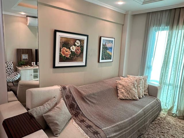 Apartamento com 166m² 2 quartos e 2 banheiros, à venda, no bairro Centro em Balneário Camboriú