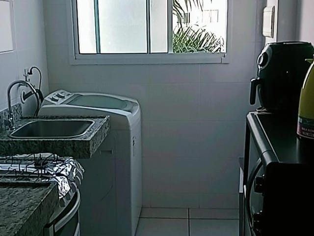 Apartamento 2 quartos e 1 banheiro, à venda, no bairro Conjunto Habitacional Doutor Farid Libos em Londrina