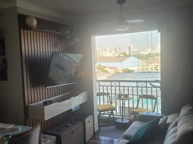 Apartamento 2 quartos e 1 banheiro, à venda ou para alugar, no bairro Lapa de Baixo em São Paulo
