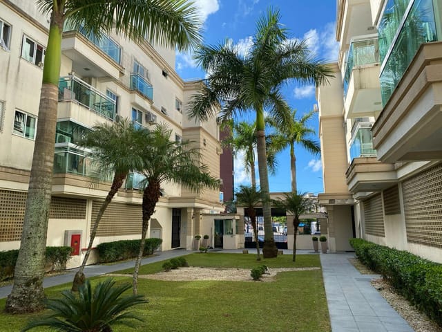 Apartamento com 79m² 2 quartos e 2 banheiros, à venda, no bairro Municípios em Balneário Camboriú