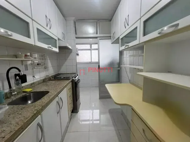 Apartamento 2 quartos e 1 banheiro, à venda ou para alugar, no bairro Santa Terezinha em São Bernardo do Campo