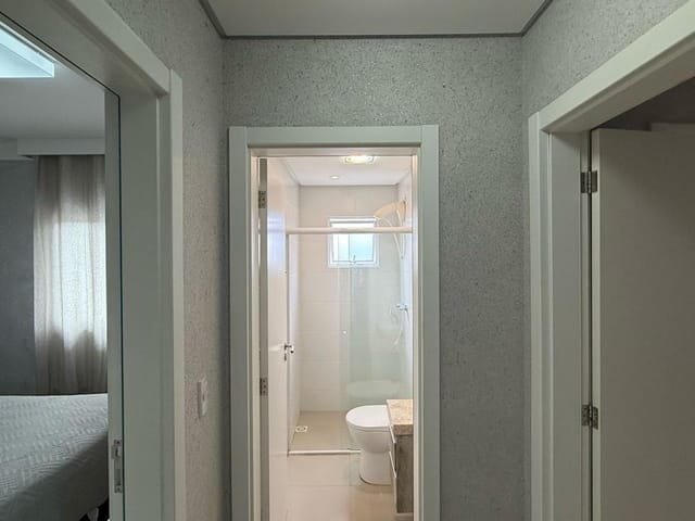 Apartamento com 103m² 2 quartos e 2 banheiros, à venda, no bairro Meia Praia em Itapema