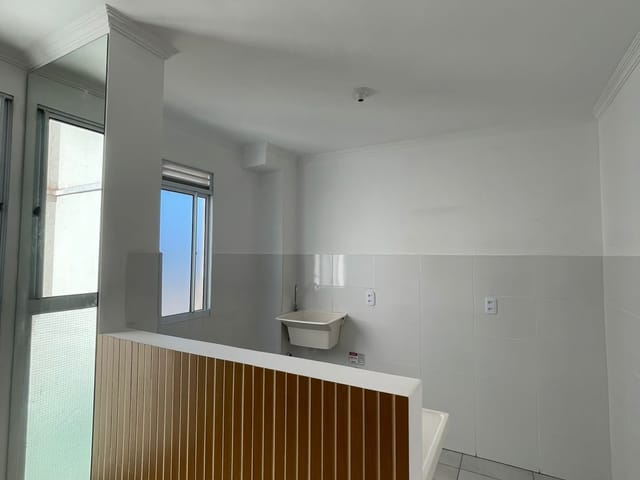 Apartamento 2 quartos e 1 banheiro, à venda, no bairro Jardim Ana Eliza em Cambé