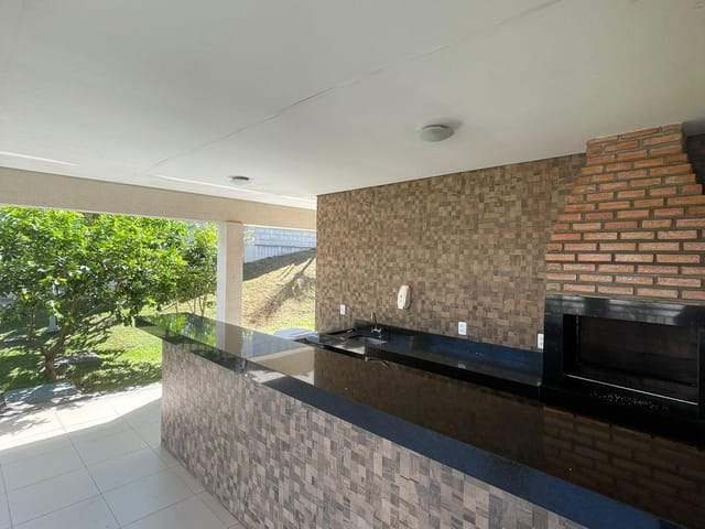 Apartamento 2 quartos e 1 banheiro, à venda, no bairro Jardim Ana Eliza em Cambé