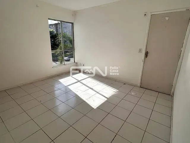 Apartamento 2 quartos e 1 banheiro, à venda, no bairro Lama Preta em Camaçari