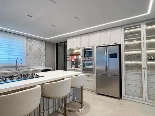 Apartamento 3 quartos e 5 banheiros, à venda, no bairro Santa Rosa em Londrina