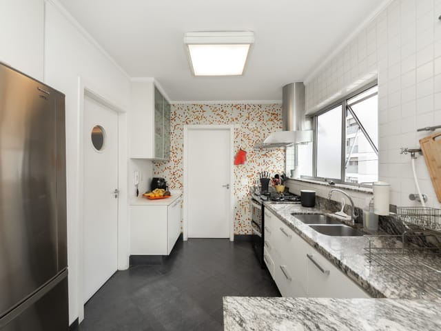 Apartamento com 169m² 3 quartos e 3 banheiros, à venda, no bairro Itaim Bibi em São Paulo