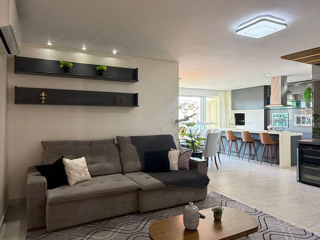 Apartamento com 151m² 3 quartos e 3 banheiros, à venda, no bairro Centro em Itapema