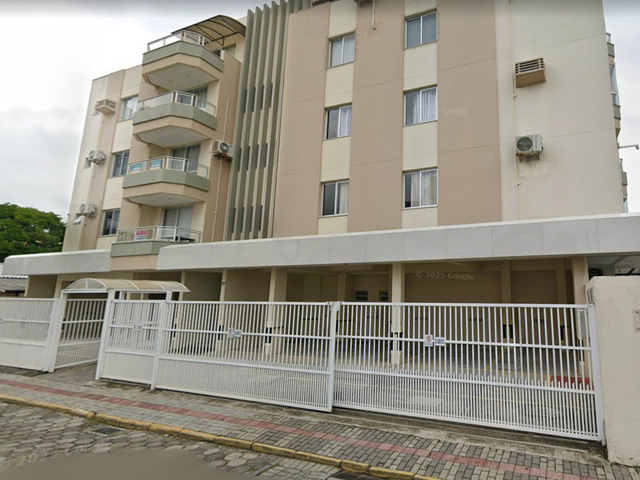 Apartamento com 70m² 3 quartos e 2 banheiros, à venda, no bairro Bombas em Bombinhas