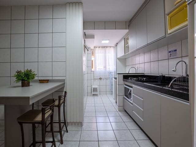 Apartamento com 70m² 3 quartos e 2 banheiros, à venda, no bairro Bombas em Bombinhas