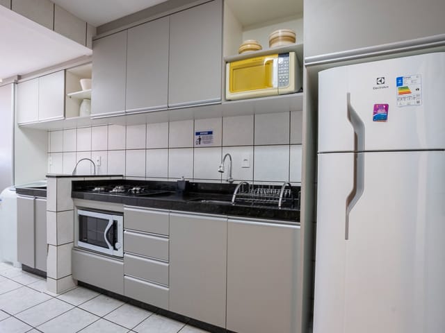 Apartamento com 70m² 3 quartos e 2 banheiros, à venda, no bairro Bombas em Bombinhas