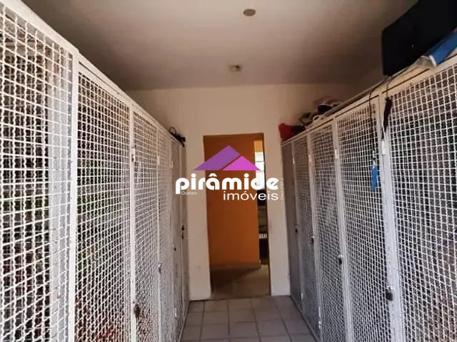Apartamento com 500m² 2 quartos e 3 banheiros, à venda, no bairro Aruan em Caraguatatuba