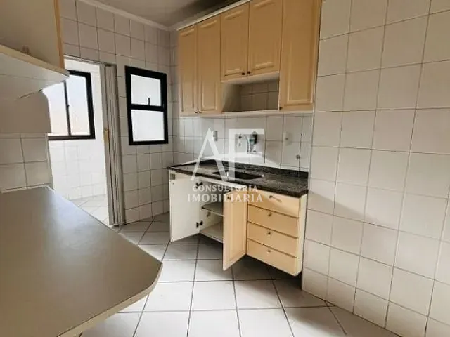 Apartamento com 80m², para alugar, no bairro Centro em Taubaté