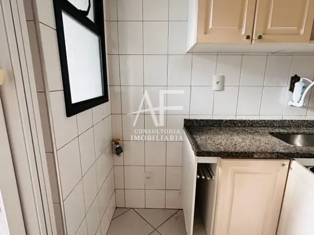 Apartamento com 80m², para alugar, no bairro Centro em Taubaté
