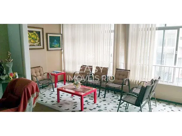 Apartamento com 235m² 4 quartos e 4 banheiros, à venda, no bairro Copacabana em Rio de Janeiro