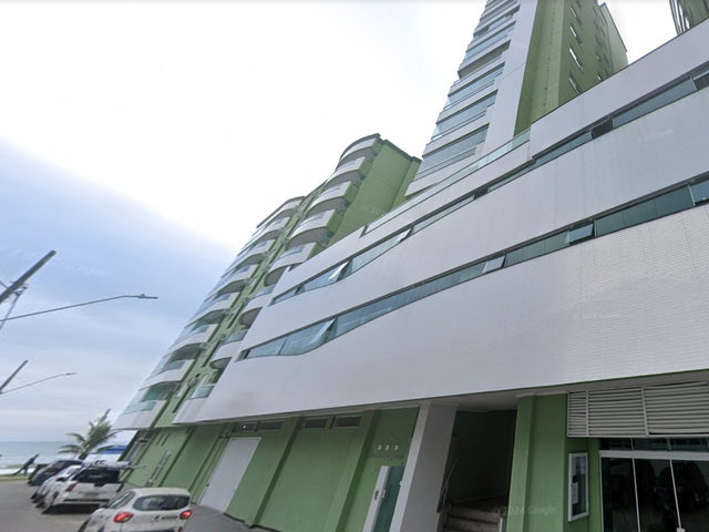Apartamento com 142m² 3 quartos e 2 banheiros, à venda, no bairro Meia Praia em Itapema