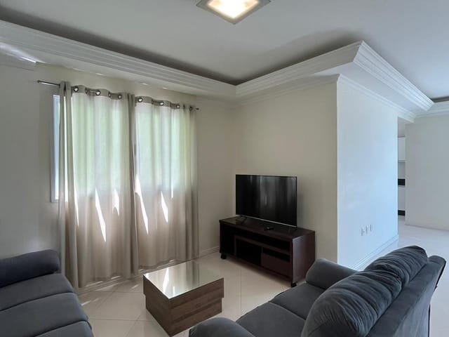 Apartamento com 142m² 3 quartos e 2 banheiros, à venda, no bairro Meia Praia em Itapema