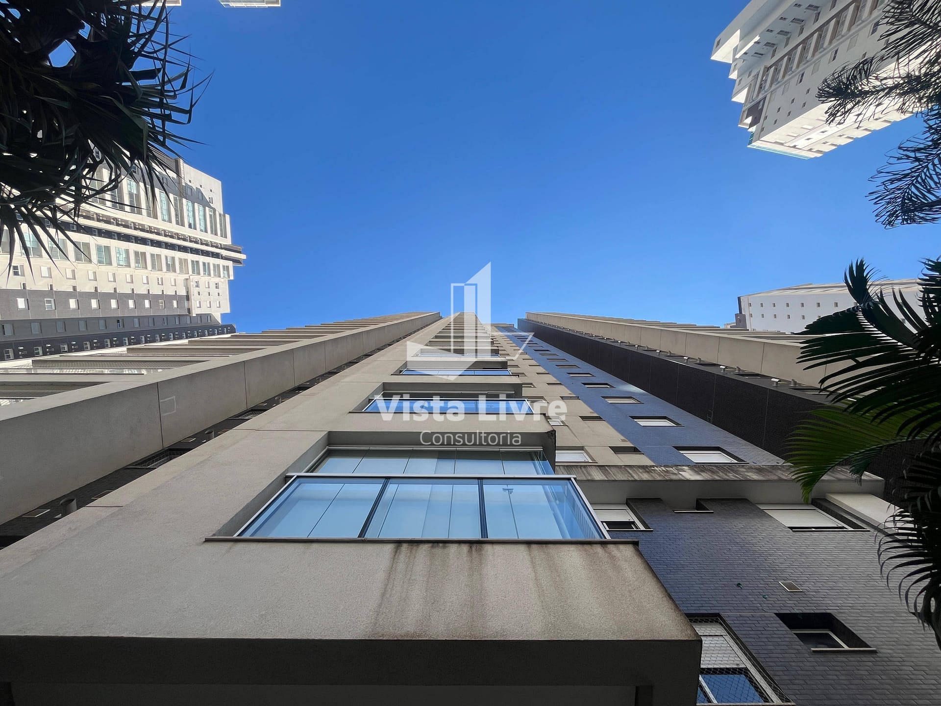 Apartamento à venda com 2 quartos, 83m² - Foto 35
