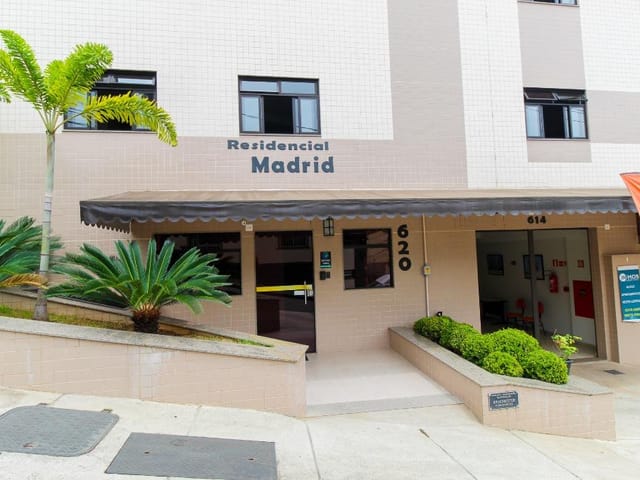 Apartamento 2 quartos e 1 banheiro, à venda, no bairro Centro em Juiz de Fora