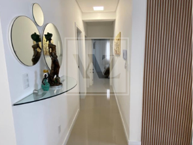 Apartamento 3 quartos e 4 banheiros, à venda, no bairro Meia Praia em Itapema
