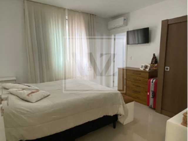 Apartamento 3 quartos e 4 banheiros, à venda, no bairro Meia Praia em Itapema
