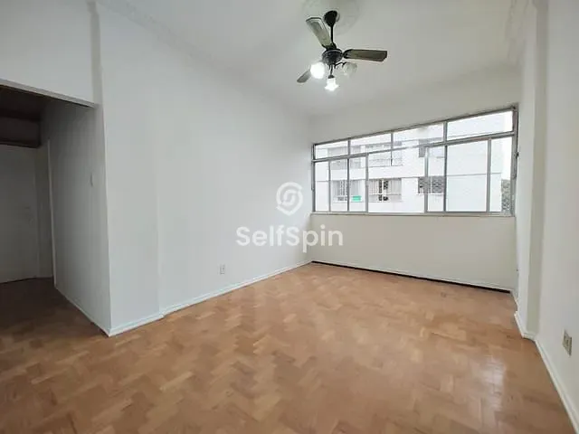 Apartamento 2 quartos e 1 banheiro, para alugar, no bairro Ingá em Niterói