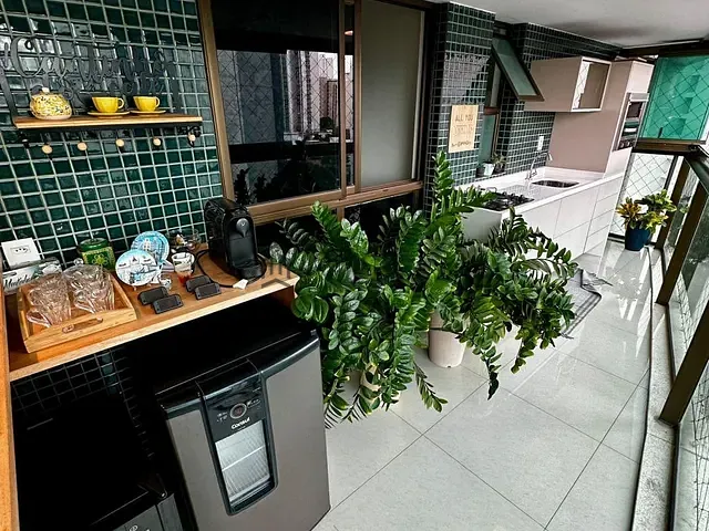 Apartamento 4 quartos e 6 banheiros, à venda, no bairro Casa Amarela em Recife