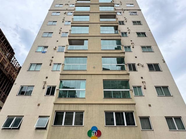 Apartamento com 94m² 3 quartos e 2 banheiros, à venda, no bairro Morretes em Itapema