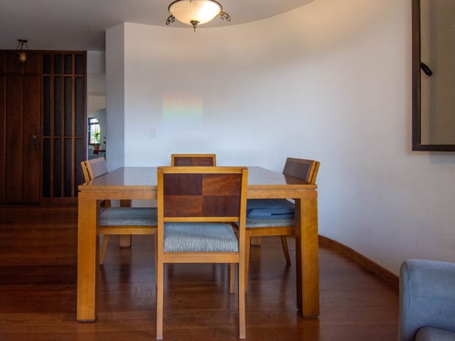 Apartamento com 209m² 4 quartos e 5 banheiros, à venda, no bairro Campo Belo em São Paulo