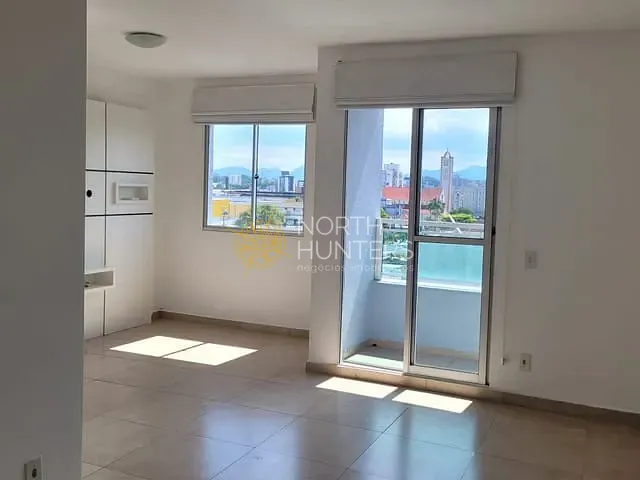 Apartamento com 100m² 2 quartos e 2 banheiros, à venda, no bairro Bucarein em Joinville