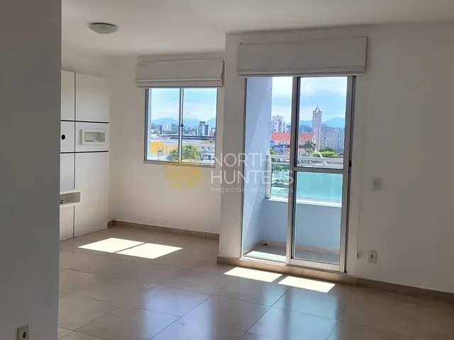 Apartamento com 100m² 2 quartos e 2 banheiros, à venda, no bairro Bucarein em Joinville