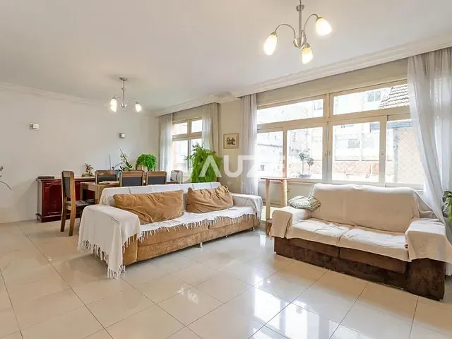 Apartamento com 140m² 3 quartos e 2 banheiros, à venda, no bairro Centro em Curitiba