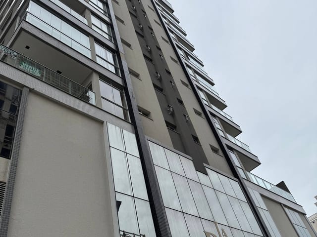 Apartamento com 65m² 2 quartos e 3 banheiros, à venda, no bairro Balneário Perequê em Porto Belo