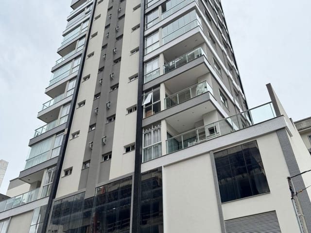 Apartamento com 65m² 2 quartos e 3 banheiros, à venda, no bairro Balneário Perequê em Porto Belo