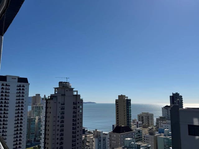 Apartamento com 166m² 3 quartos e 4 banheiros, à venda, no bairro Meia Praia em Itapema