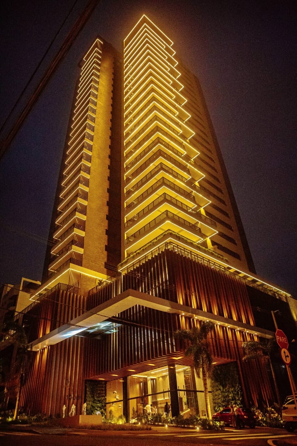 Apartamento, 3 quartos, 211 m² - Foto 2