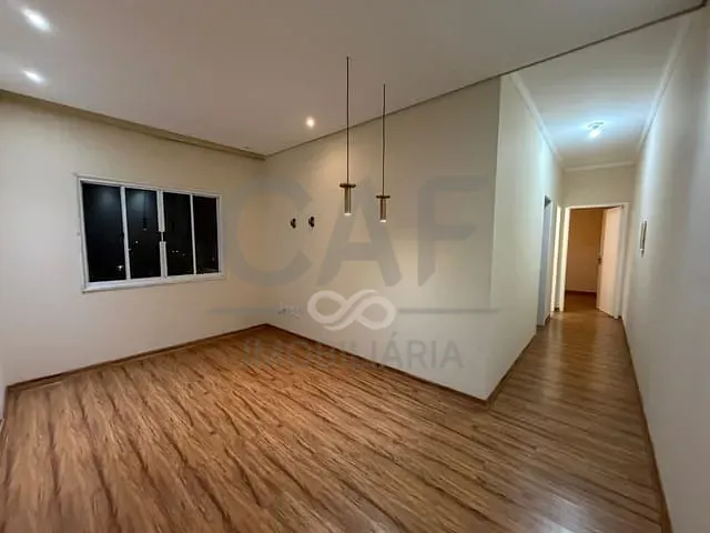 Apartamento 2 quartos e 1 banheiro, para alugar, no bairro Loteamento São Pedro em Jaguariúna